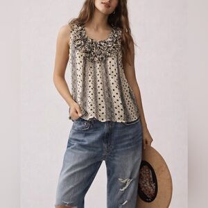 BLUE VELVET: Ivory/Black Ruffle Tank